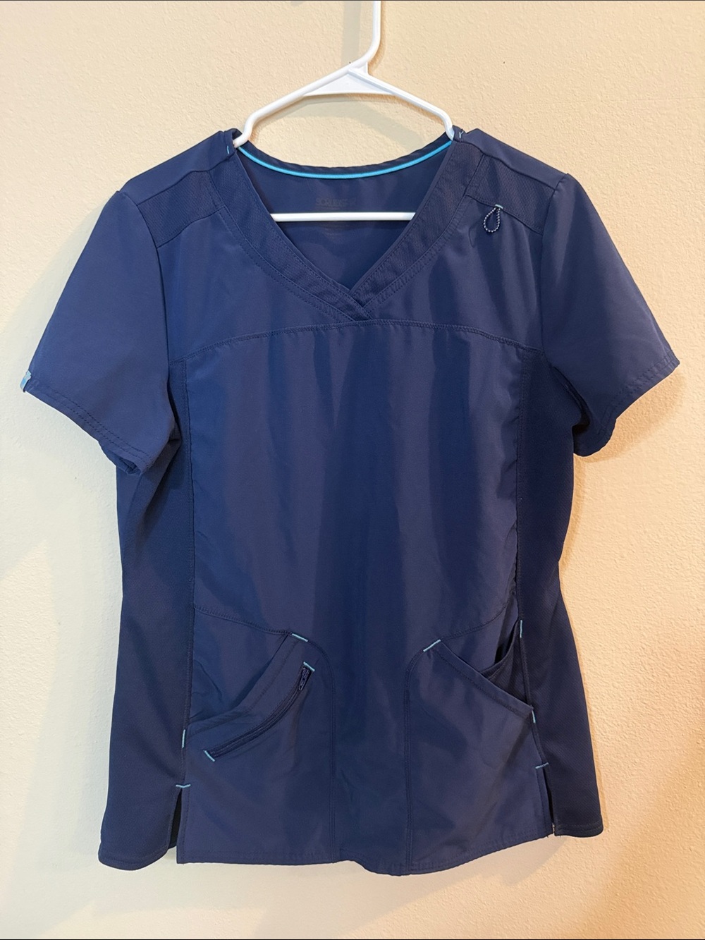 Scrubstar Navy V-Neck Short Sleeve Medical Scrub Top with Contrast Trim